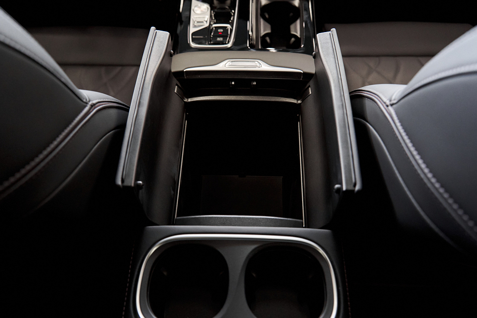 GAC M8 GX Premium, черный