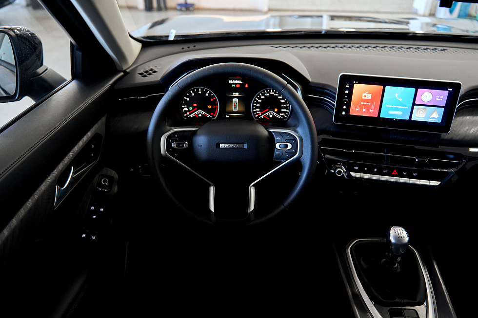 Haval Jolion Оптимум, черный