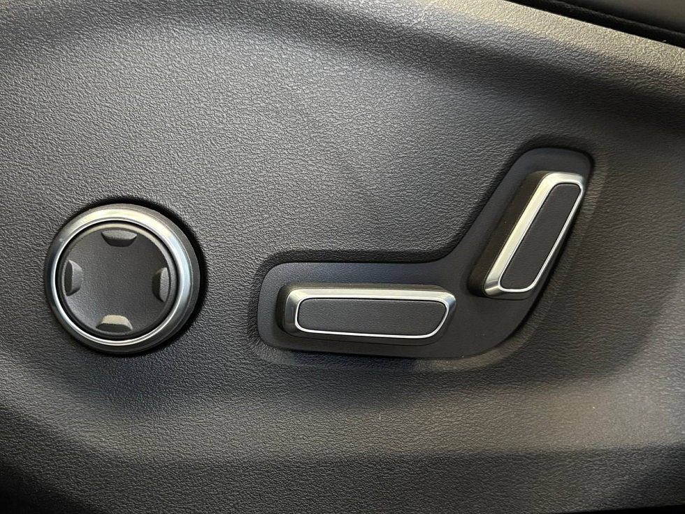 Geely Monjaro Exclusive, серый