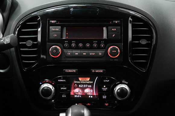 Nissan Juke SE, 2014 года, пробег 111635 км