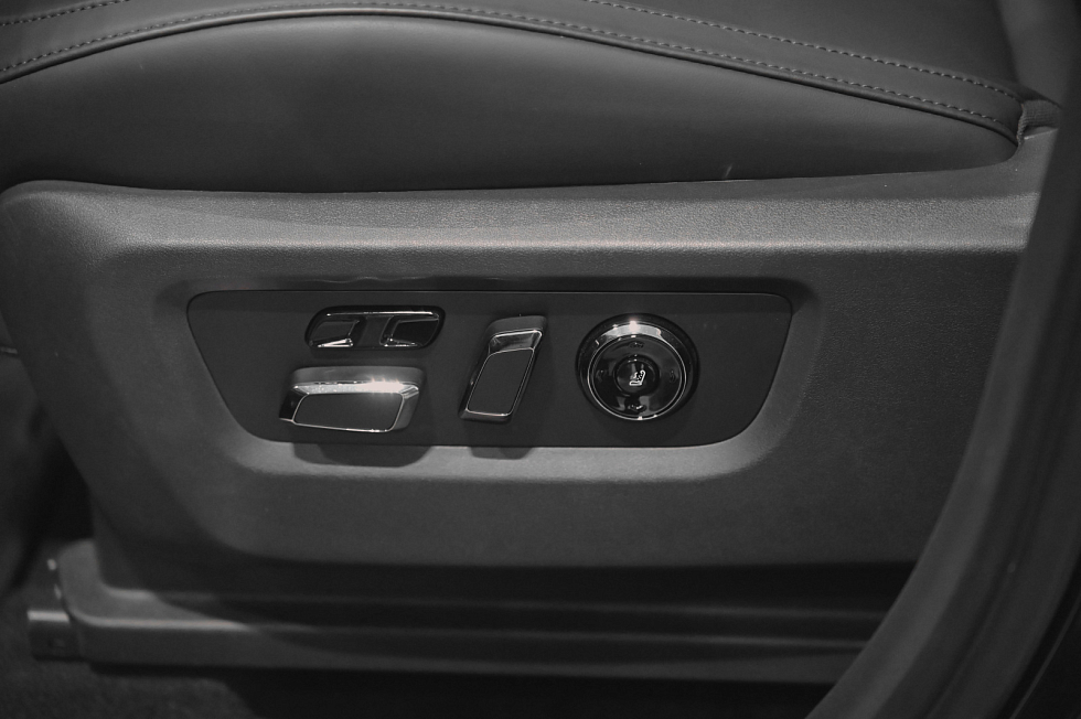 Rox 01 Business Lounge, черный