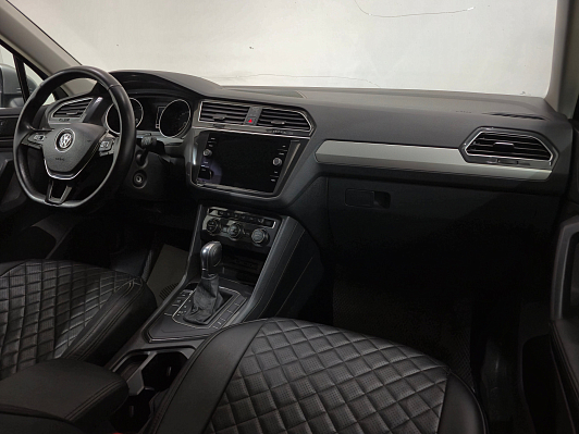 Volkswagen Tiguan Comfortline, 2019 года, пробег 133220 км