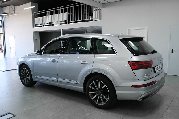Audi Q7 Business, 2015 года, пробег 185389 км