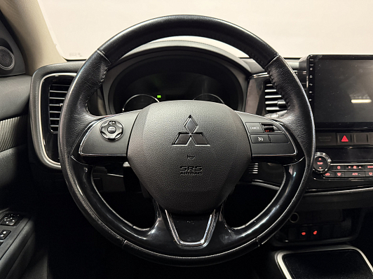 Mitsubishi Outlander, 2017 года, пробег 124693 км