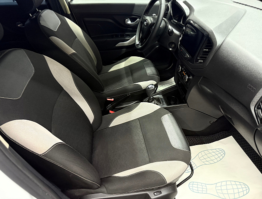 Lada (ВАЗ) XRAY Exclusive (2018), 2017 года, пробег 179484 км