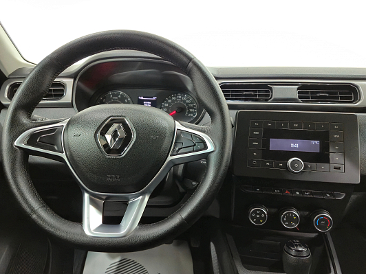 Renault Arkana Life, 2019 года, пробег 61110 км