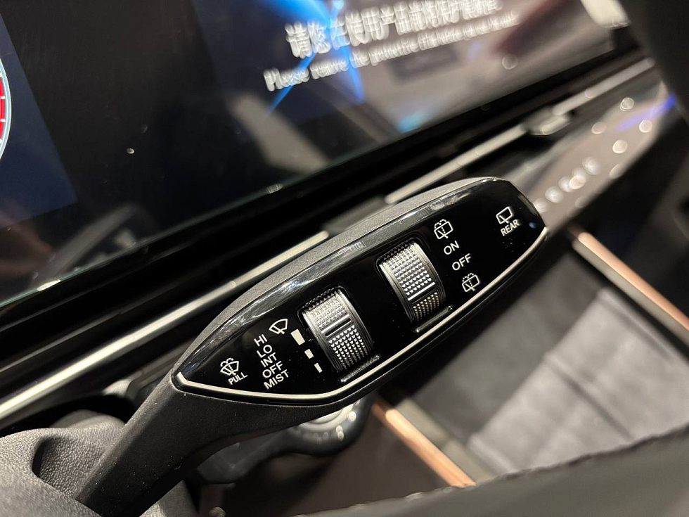 Omoda C5 Актив, серый