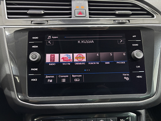 Volkswagen Tiguan Trendline, 2019 года, пробег 83853 км