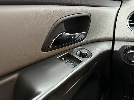 Chevrolet Cruze LT, 2013 года, пробег 267800 км