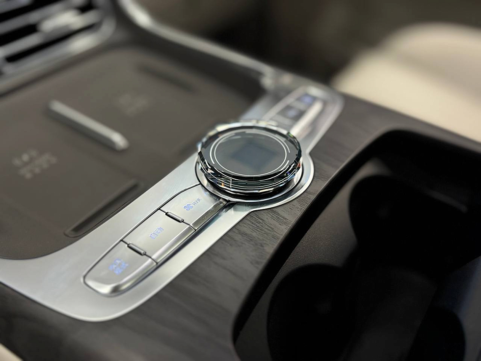 Geely Galaxy M9 Flagship, зеленый