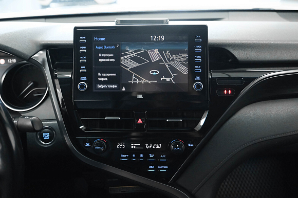 Toyota Camry Престиж Safety, 2021 года, пробег 121000 км