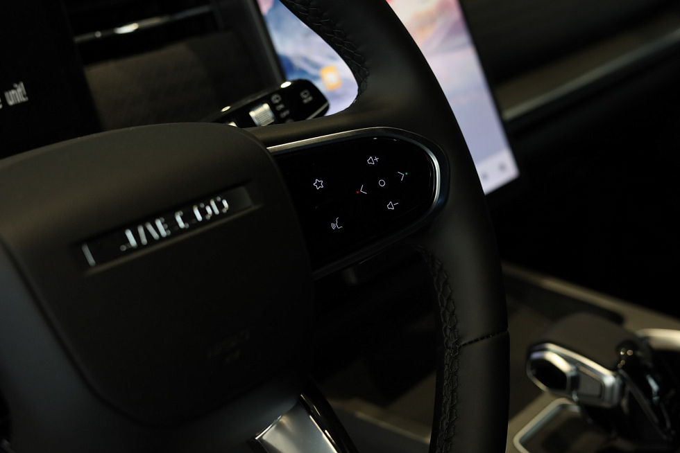 Jaecoo J7 Limited Edition, серый