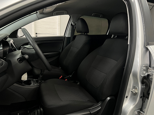 Lada (ВАЗ) Vesta Comfort, 2021 года, пробег 40000 км