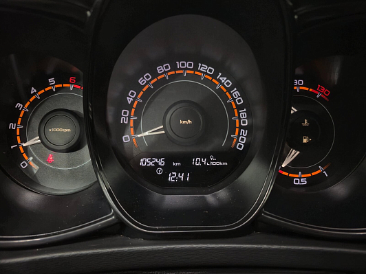 Lada (ВАЗ) Vesta Comfort Image (2017-2019), 2018 года, пробег 105224 км