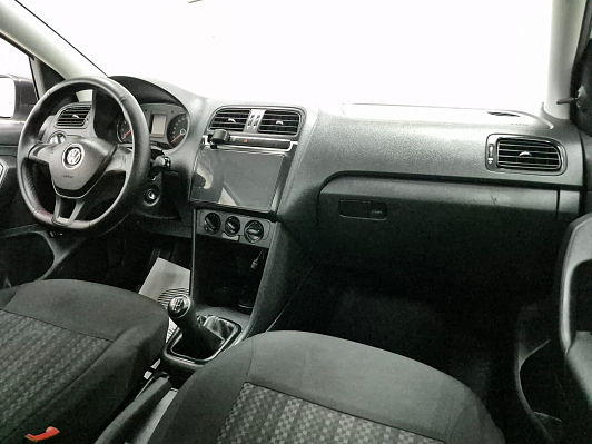 Volkswagen Polo Conceptline, 2018 года, пробег 106679 км