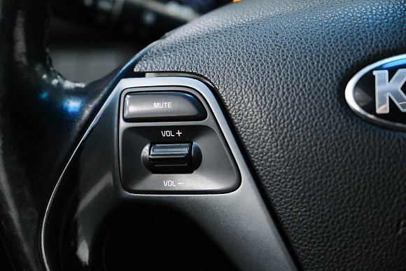 Kia Rio Luxe, 2015 года, пробег 182000 км