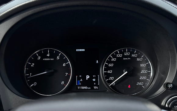 Mitsubishi Outlander Instyle, 2016 года, пробег 111826 км