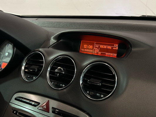 Peugeot 308 Russian Pack, 2009 года, пробег 196000 км