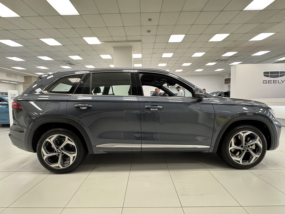 Geely Monjaro Luxury, серый