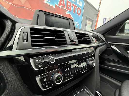 BMW 3 серии, 2018 года, пробег 256249 км