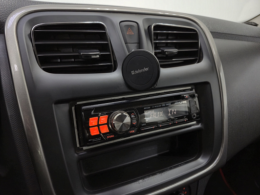 Renault Logan Confort, 2015 года, пробег 97473 км