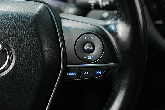 Toyota Camry Элеганс, 2021 года, пробег 107046 км