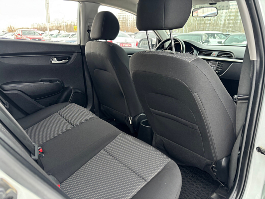 Kia Rio Luxe, 2018 года, пробег 134617 км