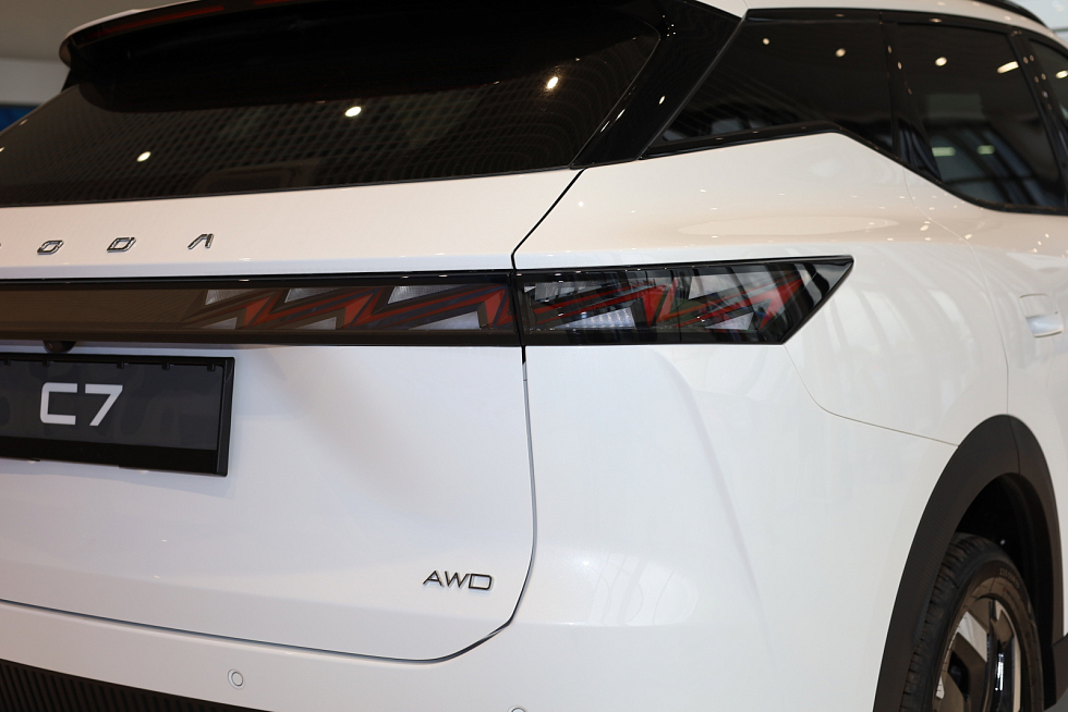 Omoda C7 Supreme, белый