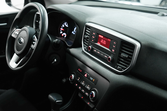 Kia Sportage, 2021 года, пробег 49950 км