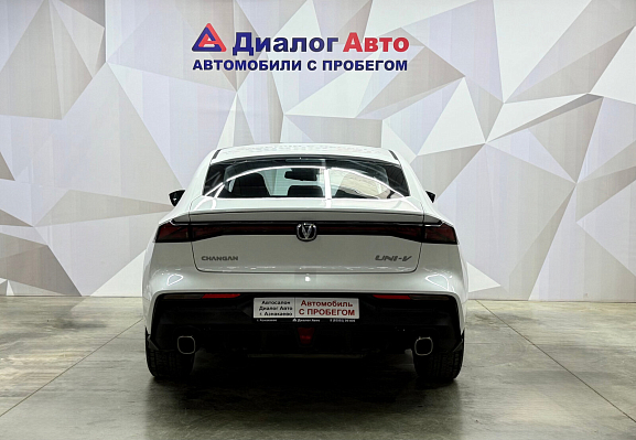 Changan UNI-V DLX, 2024 года, пробег 14063 км