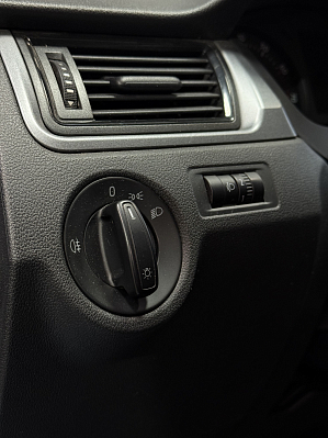 Skoda Rapid, 2014 года, пробег 142000 км