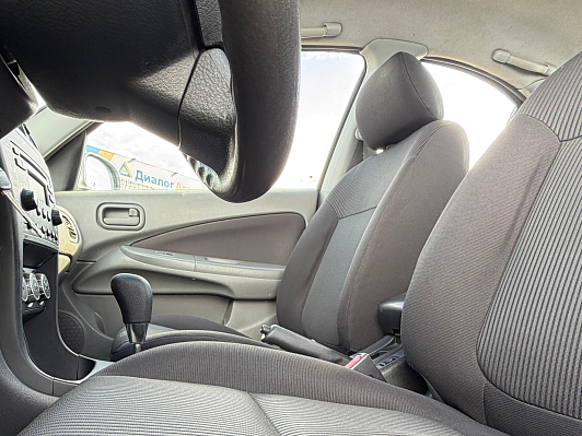 Nissan Almera Classic, 2011 года, пробег 304000 км