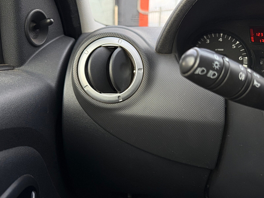 Lada (ВАЗ) Largus Luxe Prestige Glonass (5 мест) (2018-2019), 2020 года, пробег 123154 км