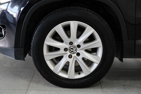Volkswagen Tiguan, 2009 года, пробег 178244 км