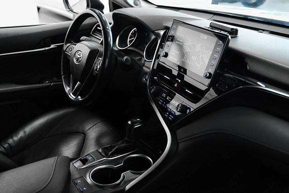 Toyota Camry Престиж Safety, 2021 года, пробег 121000 км