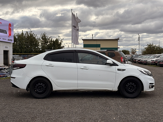 Kia Rio Luxe, 2015 года, пробег 140291 км