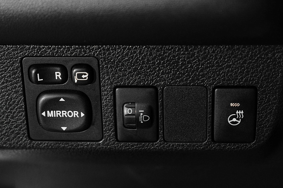 Toyota RAV4, 2017 года, пробег 187660 км