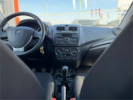 Lada (ВАЗ) Granta, 2018 года, пробег 69243 км