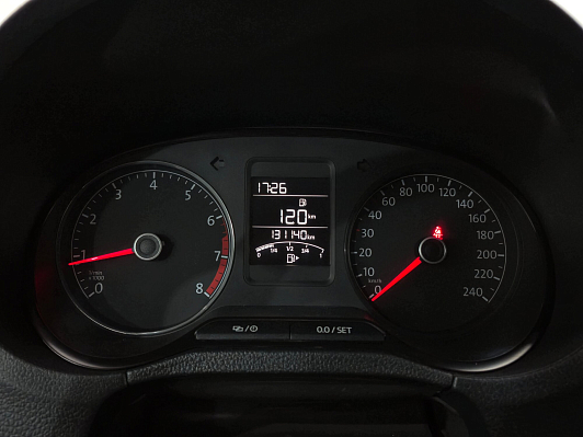 Volkswagen Polo Drive, 2018 года, пробег 131136 км