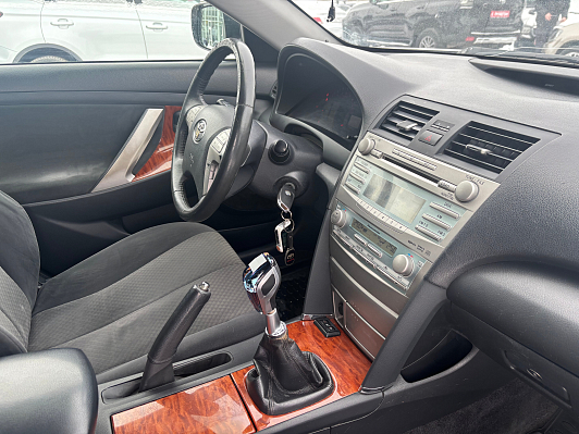 Toyota Camry Комфорт, 2008 года, пробег 267000 км