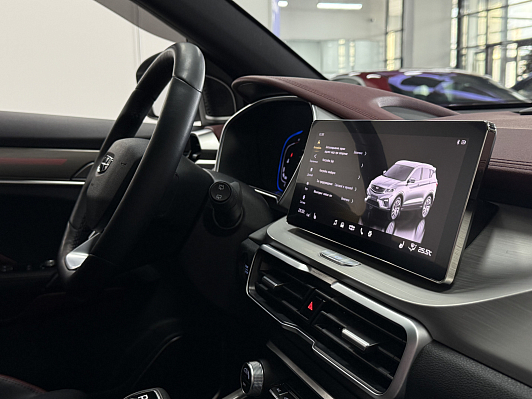 Geely Coolray Flagship, 2021 года, пробег 31000 км