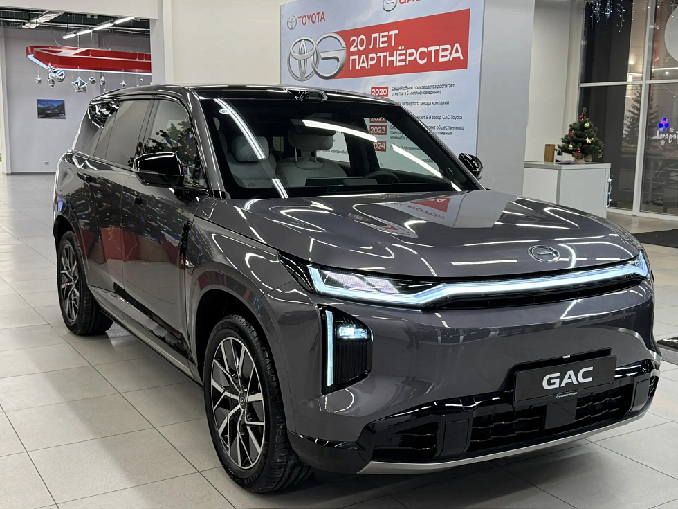 GAC Trumpchi S7 Ultra, зеленый