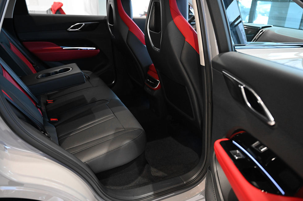 Hongqi HS3 Комфорт (Comfort), серый