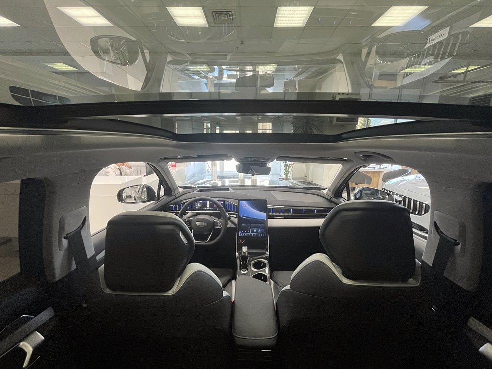 Geely Atlas Flagship, зеленый