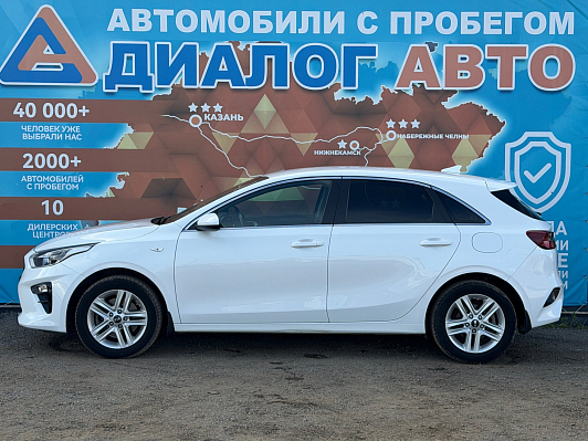 Kia Ceed Luxe, 2019 года, пробег 49489 км