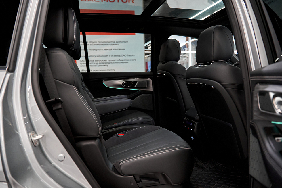 GAC GS8 GT, серебряный