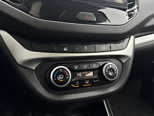 Lada (ВАЗ) Vesta Luxe Multimedia (2017-2019), 2020 года, пробег 91657 км