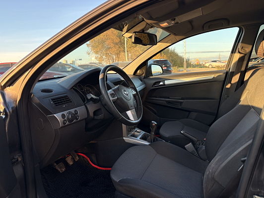 Opel Astra Enjoy, 2011 года, пробег 199780 км