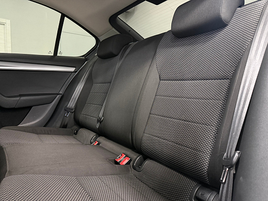 Skoda Octavia, 2013 года, пробег 203000 км