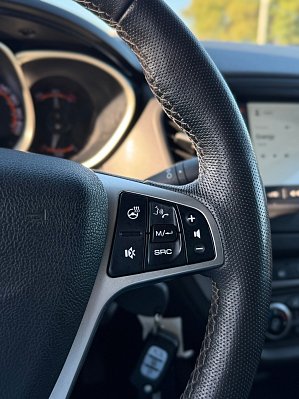 Lada (ВАЗ) Vesta Comfort Winter EnjoY Pro, 2021 года, пробег 107939 км
